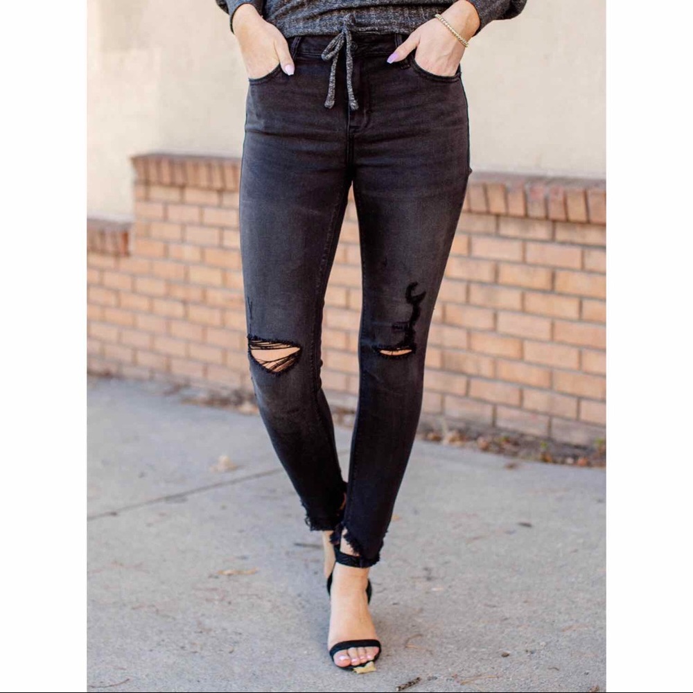 RARE Hidden Jeans Black Grinded Frayed Skinny